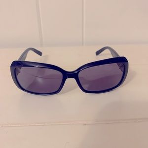 Gucci Black Sunglasses  with GG monogram on arms